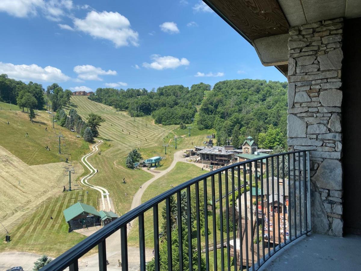 Slopeside Hotel By Seven Springs Resort Champion Exterior photo